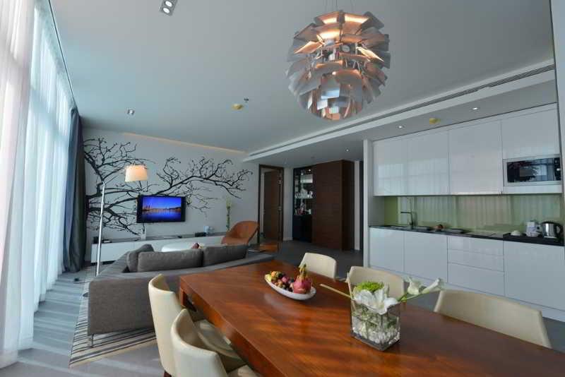 Ramee Grand Hotel And Spa Manáma Exteriér fotografie A typical apartment interior