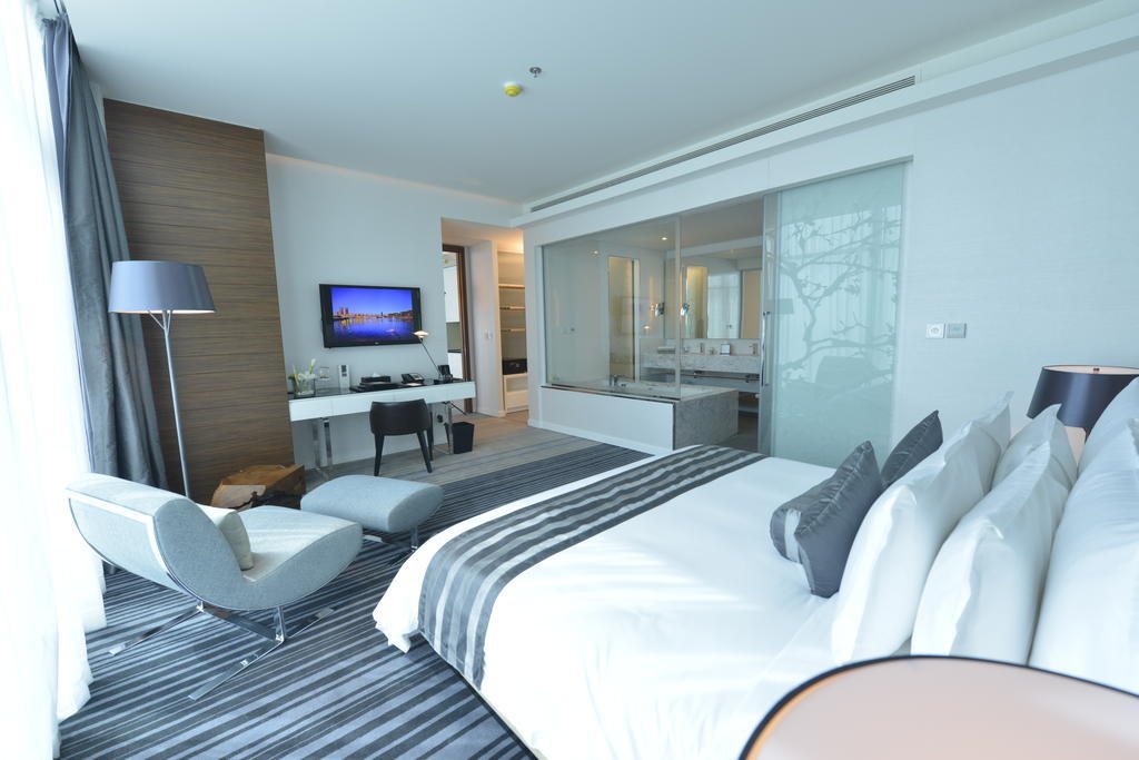 Ramee Grand Hotel And Spa Manáma Pokoj fotografie Deluxe room